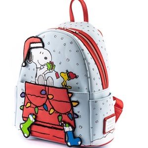 Loungefly Peanuts Gift Giving Snoopy & Woodstock Mini backpack